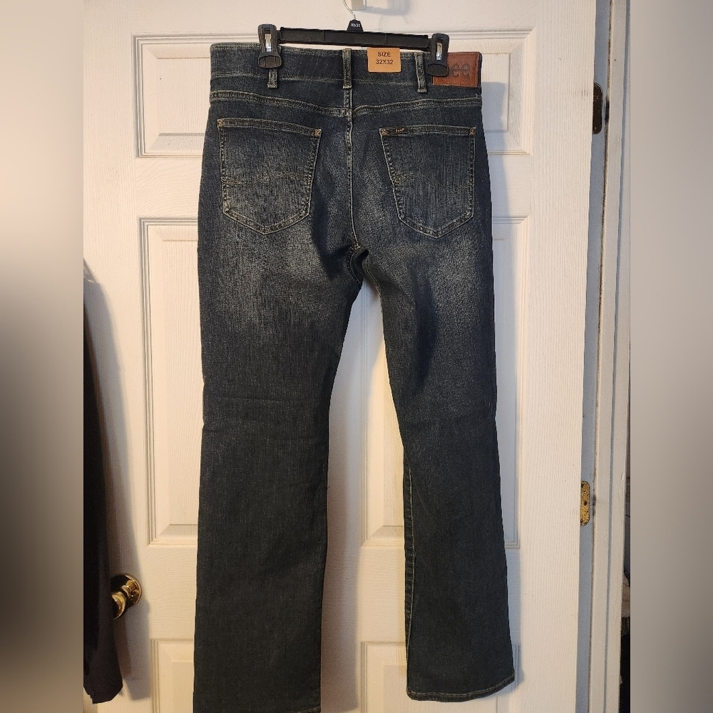 LEES Extreme Motion Men's Jeans - Picture 2 of 4